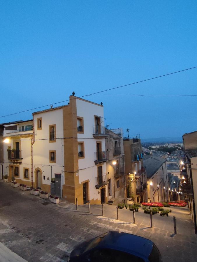 Appartamento La Matrice Caltagirone Zewnętrze zdjęcie